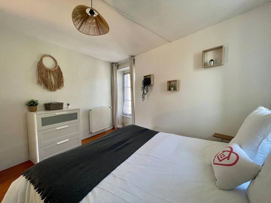 La Bellevue X Parking By Melrose Apartman Bayeux Kültér fotó