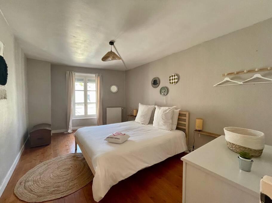 La Bellevue X Parking By Melrose Apartman Bayeux Kültér fotó
